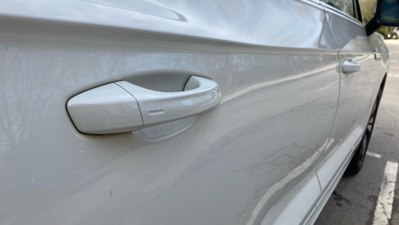 Volkswagen Touareg 3.0 V6 TDI 4Motion R-Line Tech 5dr Tip Auto Diesel Estate